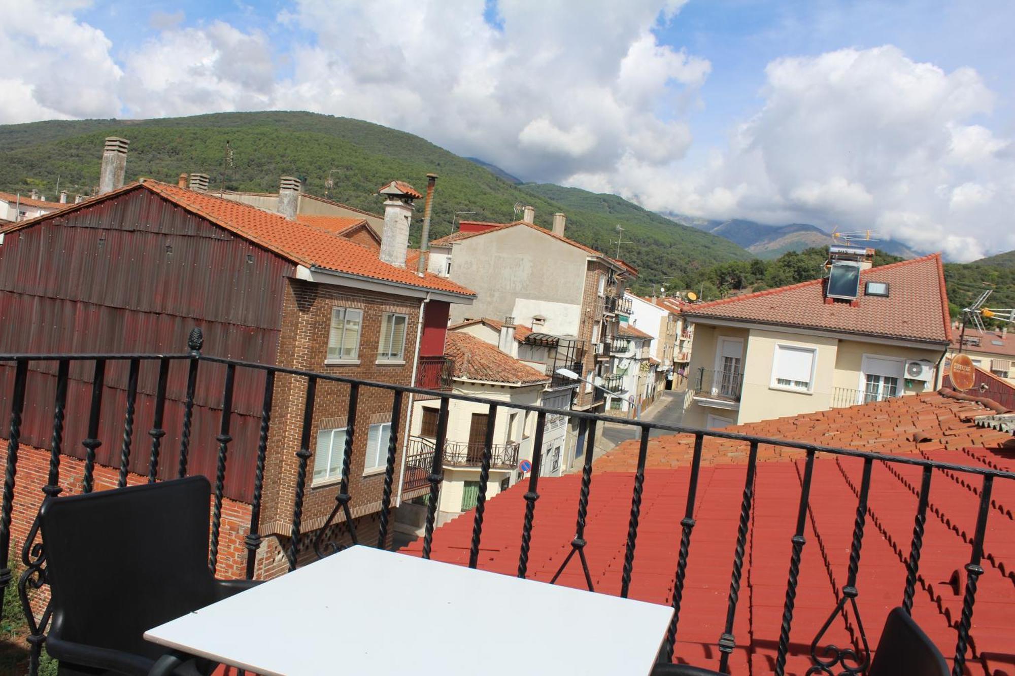Atico Aires De Gredos Apartamento Candeleda Exterior foto